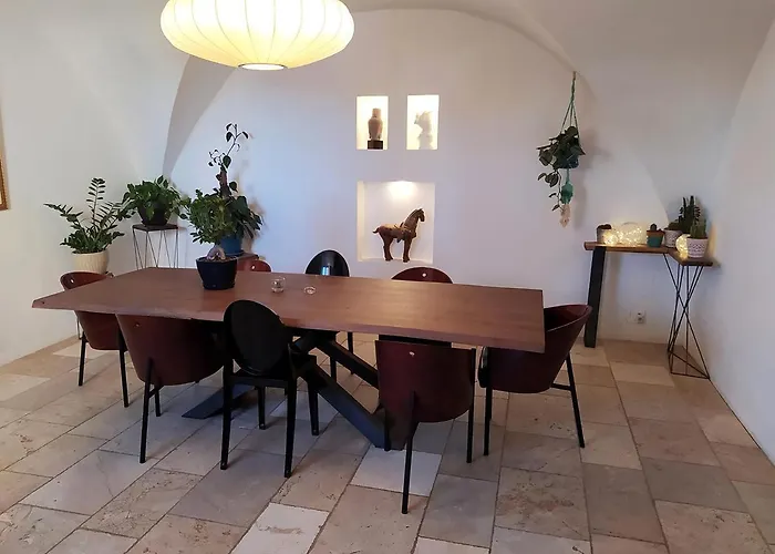 Chateau De Beaucouse